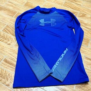 Under Armour fitted long sleeve (YXL)